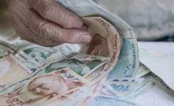 Emekli ikramiyesi 3 çeyrek altından 0 altına geriledi