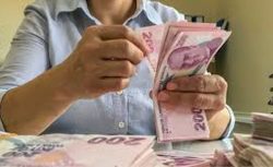 Ev hanımlarına emeklilik yolu açılıyor: Primleri devlet ödeyecek