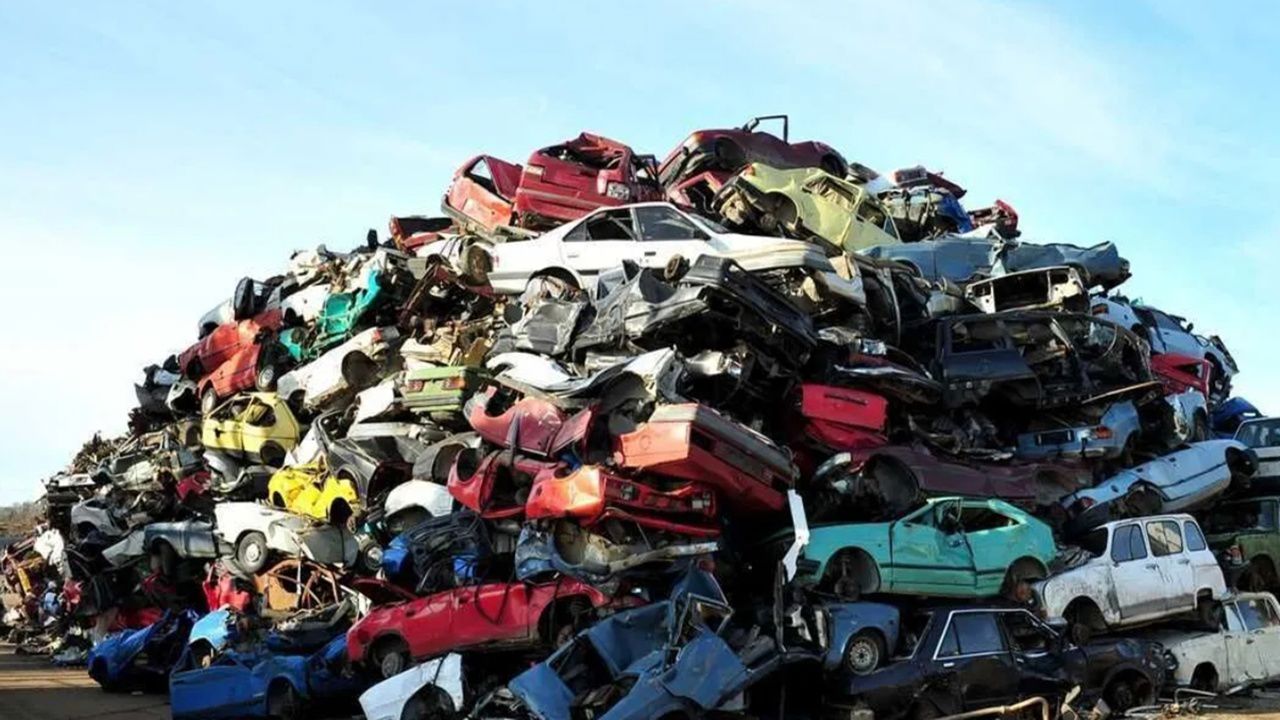 Hurda araç teşviki gündemde: 25 yaş üstü araç sahiplerine ÖTV’siz araç fırsatı